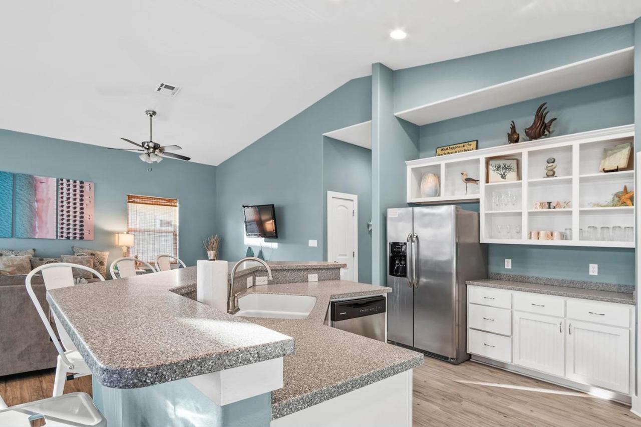 New 5 Bdrm W/Pool, Observation Deck Walk To Beach! ポート・アランサス エクステリア 写真
