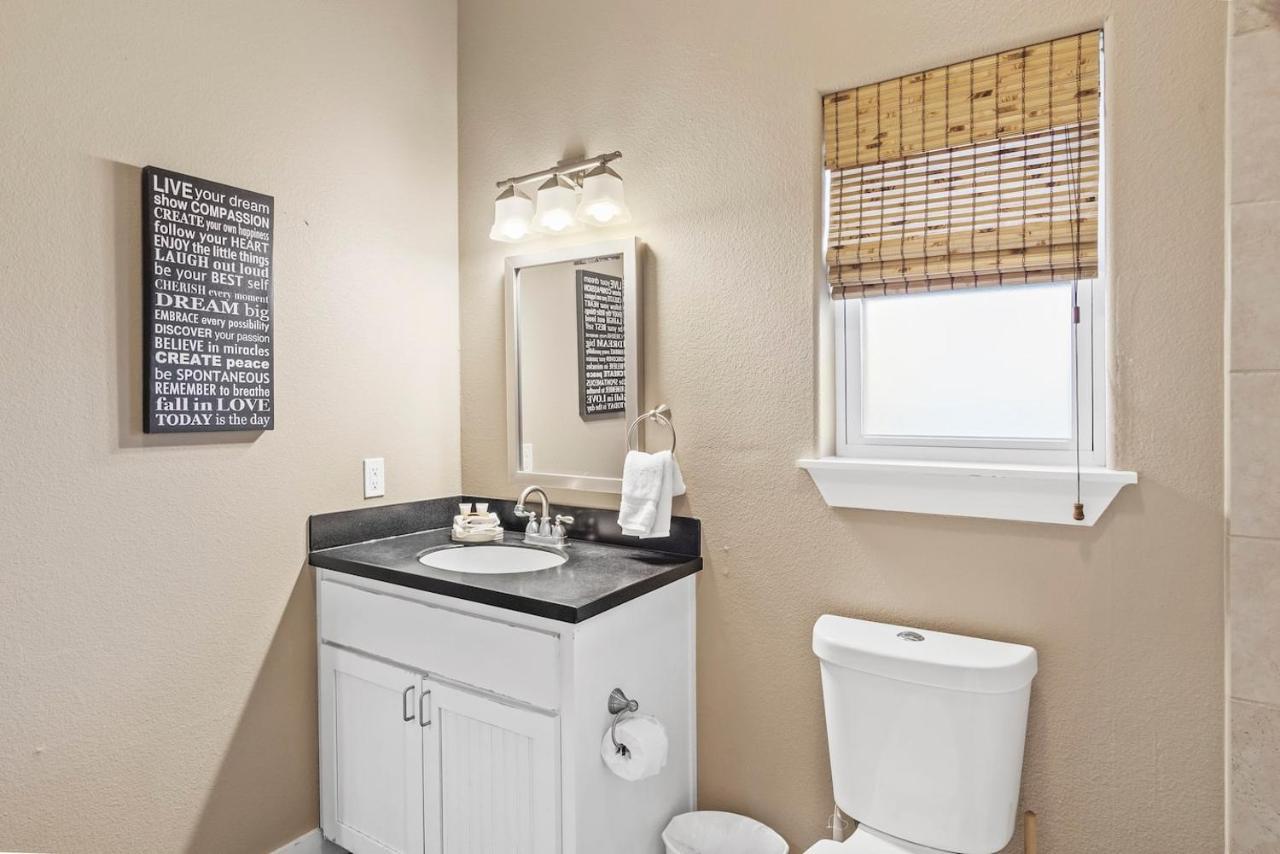 New 5 Bdrm W/Pool, Observation Deck Walk To Beach! ポート・アランサス エクステリア 写真